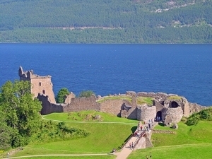 Urquhart Castle on Loch Ness